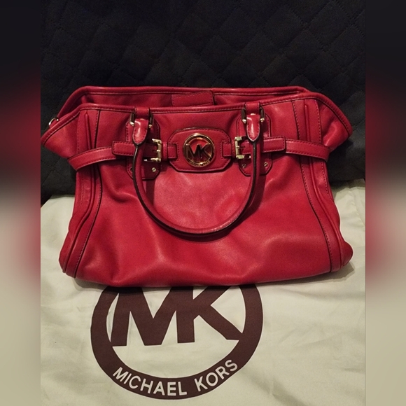 MICHAEL KORS Vintage Red Leather Shoulder Bag AQ-1208 - Picture 1 of 16